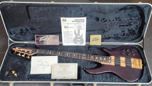 Peavey USA 1990 Rudy Sarzo signature bass w OHSC and case candy