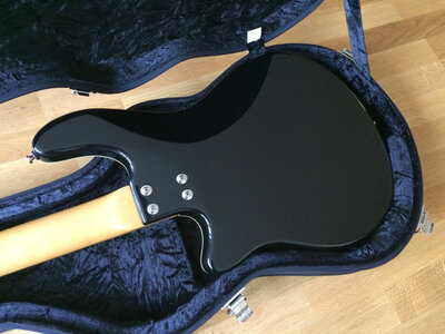 Duesenberg D-Bass_med_ - 7.jpg Duesenberg D-Bass_med_ - 7.jpg