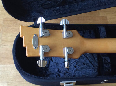 Duesenberg D-Bass_med_ - 8.jpg Duesenberg D-Bass_med_ - 8.jpg