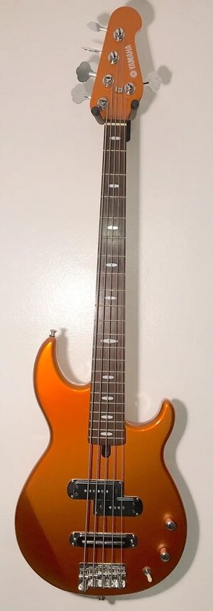 Suche Yamaha BB 4 oder 5 Saiter in Orange