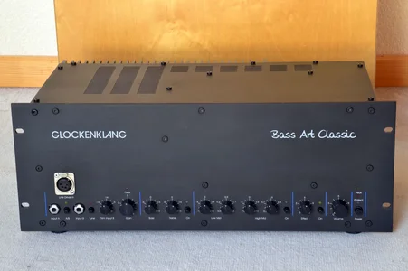 Bass Art Classic 01.webp