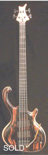 Suche: Ritter Roya Ebony mit Tremolo