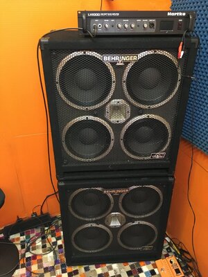 1200 Watt Bass Anlage.