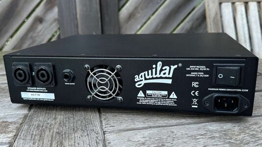Aguilar AG 700_02.jpg Aguilar AG 700_02.jpg