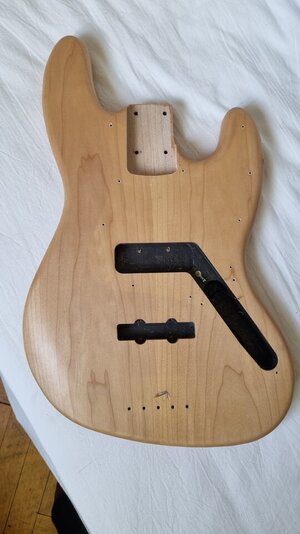 Jazz Bass Body Natural