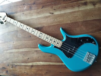 -Price Drop- Torillo Precision Bass, Aguilar PU, auch Tausch!