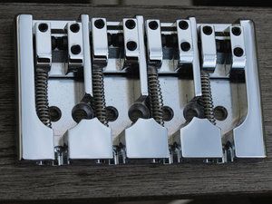 Hipshot A-Style - 2.jpg Hipshot A-Style - 2.jpg