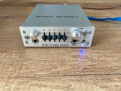 Phil Jones Bass Buddy Preamp Kopfhörerverstärker Übeamp