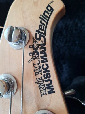 Music Man Sterling 4 H Piezo (kein Sterling by Music Man!)