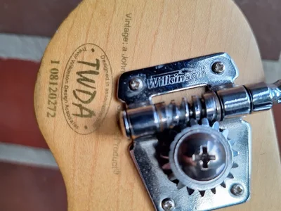 VINTAGE Reissued V96 (8).webp