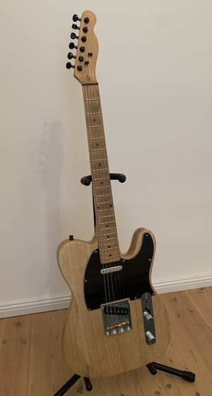 Gaitzsch T-light II (Vorsicht: Gitarre!)