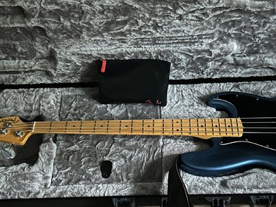 American Professional 2 Jazz Bass, dark Night