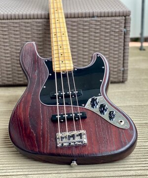 Fender 2012 FSR American Hand Stained Jazz Bass (limited edition, No. 8 von ca. 150) zu verkaufen