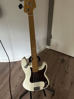 Fender American Professional 2 Precision Bass, OLW