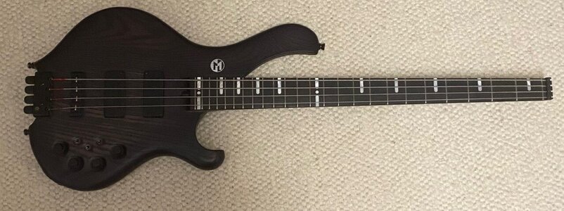 Bass1.jpg