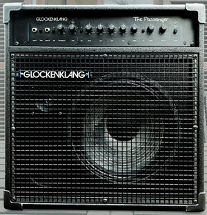 Glockenklang  "The Passenger", Bass-Combo
