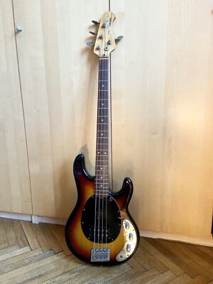 Fernandes Stone Logo “StingRay”, made in Japan
