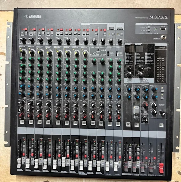 Yamaha Mischpult MG16X zu verkaufen