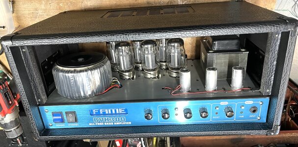 ✅ Bass Röhrenverstärker Vollröhre Tubeamp 300 Watt wie Eden / Ashton = Fame Bassverstärker, Tausch?