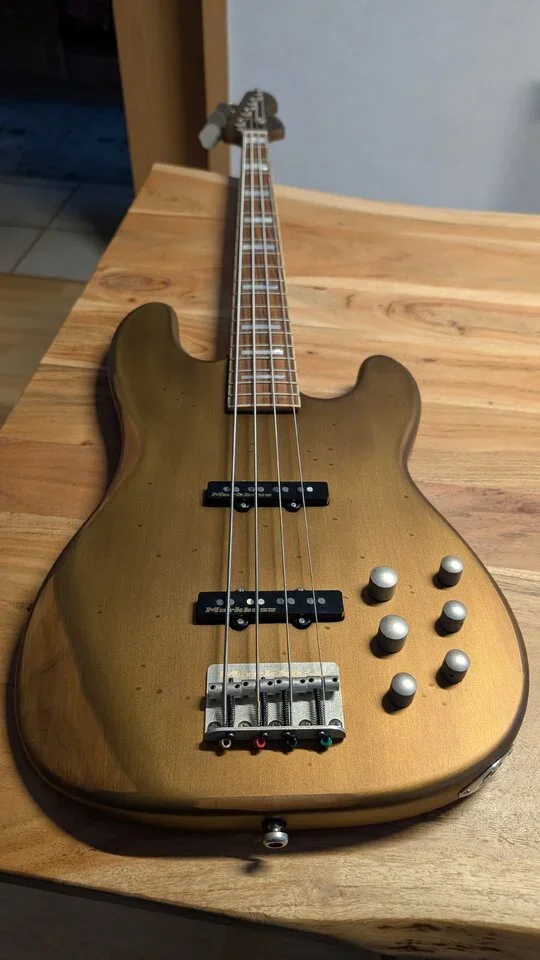 MB JP GOLD BATTERED 4 LE VG PFM
