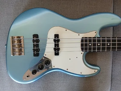 Squier Jazz Bass James Johnston