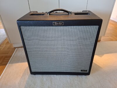 Fender ACB 50 (Schweiz)