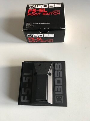 Boss FS-5L Latch neuwertig