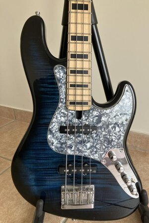 mayones_jabba_4_classic-1736000400-139-e.jpg