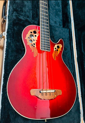 Ovation Viper USA Bass- Steve Harris (Iron Maiden) Model