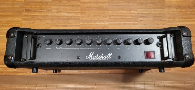 Marshall 3520 200W Transistor-Bassverstärker
