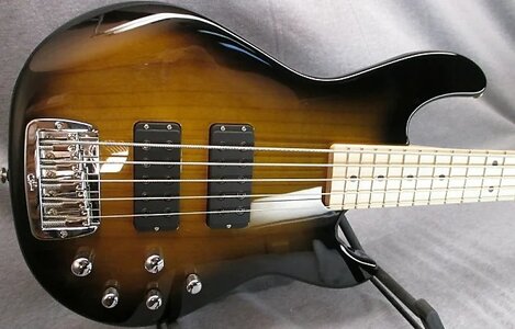 G&L M-2500 (USA)
