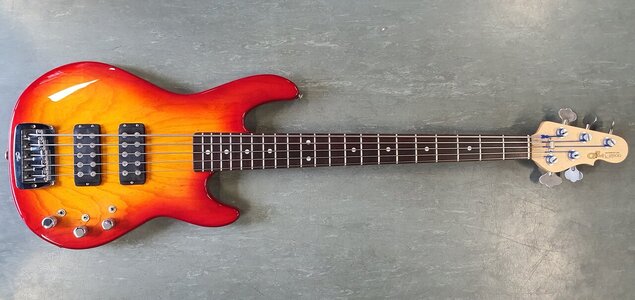 G&L L-2500 USA a.jpg