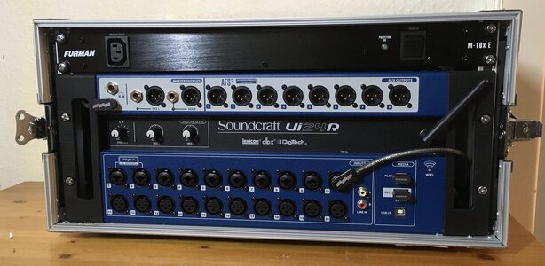 Soundcraft UI24R + Zubehör = Sorglospaket, weniger Zubehör - neuer Preis