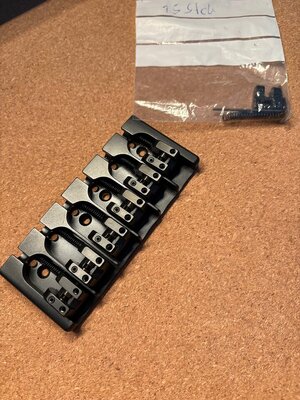 Bridge Hipshot 6 Saiter Typ A / Brass