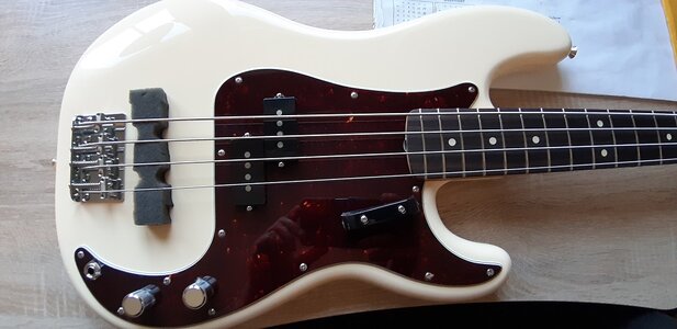 string-mute.jpg
