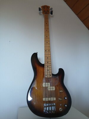 Ibanez Roadster Bass -1982