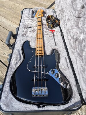 Fender American Deluxe Jazz Bass (2015) mit CS60s Pickups