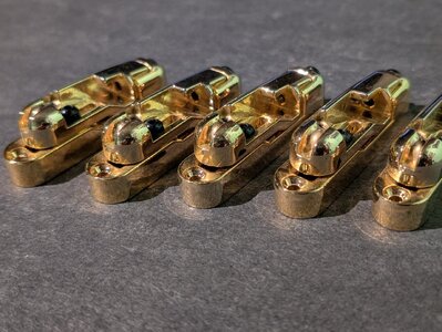 Ibanez Mono-rail IV Gold Bridge + Saitenreiter