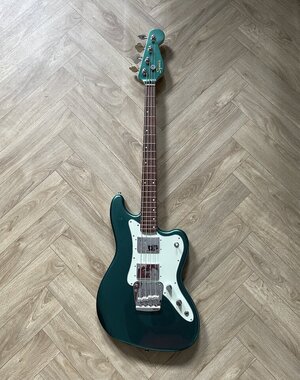 Squier Paranormal Rascal Bass Sherwood Green