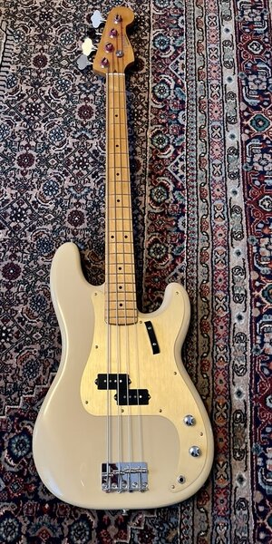 Tausche Fender Vintera Precision gegen Fretless