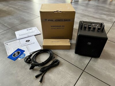 Phil Jones X4 Nanobass schwarz Mini Combo Neupreis 369 Euro *wie NEU*