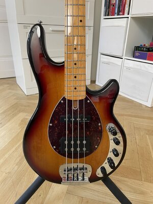 Sire Marcus Miller Z7 4-Saiter in 3-Tone Sunburst