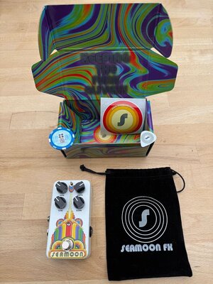 SEAMOON SKY MACHINE :: Boutique Bass Chorus :: 1A Zustand :: KEEPING THE FUNK ALIVE!!!