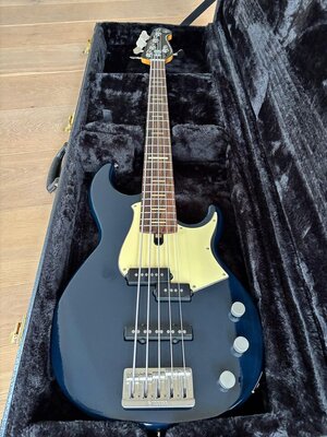 Yamaha BBP35 5-Saiter in Midnight Blue