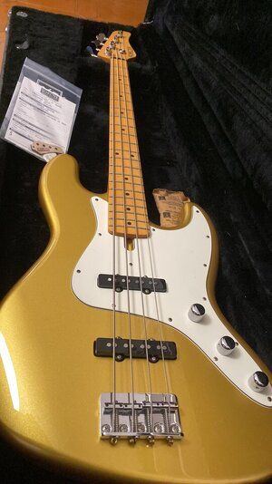 Schecter USA Tradional J vintage Gold