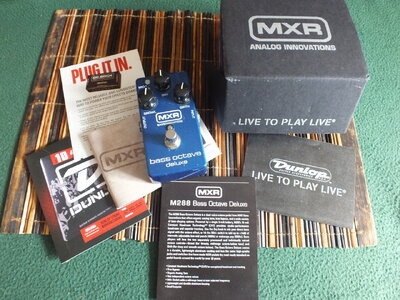 MXR OCTAVER DELUXE VERSION & EBS Kompressor Studio Edition abzugeben....in TOPZUSTAND....