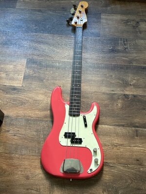 Precision Bass (Docwood/Fender) Fiesta Red