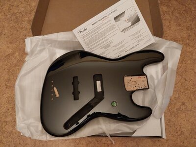Fender Body Alder J Bass Schwarz