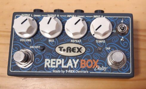 *** Delay T*Rex Replay Box TapTempo Stereo ***