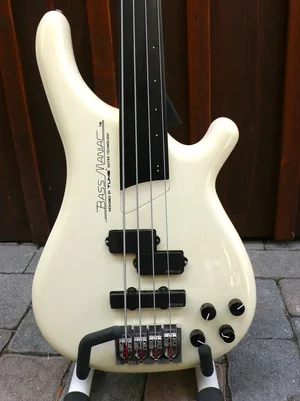 Tune Bass Maniac.webp